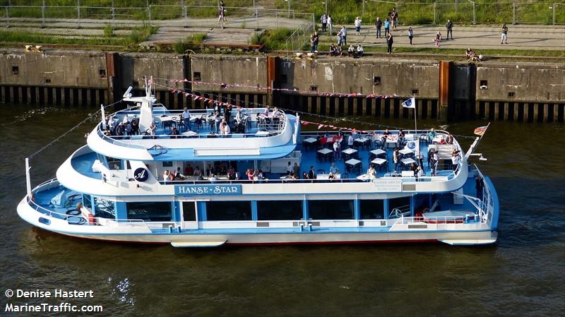 hanse star. (Passenger ship) - IMO , MMSI 211431270, Call Sign DC9961 under the flag of Germany