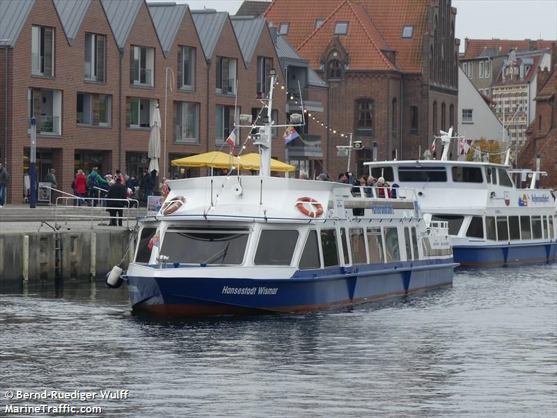 hansestadt wismar (Passenger ship) - IMO , MMSI 211495300, Call Sign DH3358 under the flag of Germany