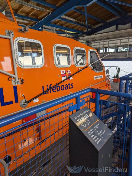 rnli lifeboat 16-07 (SAR) - IMO , MMSI 235030385, Call Sign MKHW9 under the flag of United Kingdom (UK)