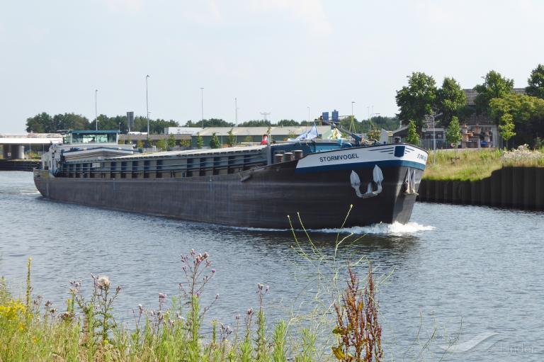 stormvogel (Cargo ship) - IMO , MMSI 244660671, Call Sign PB4844 under the flag of Netherlands