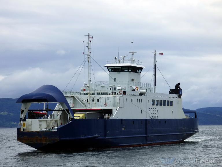 fosen (Passenger/Ro-Ro Cargo Ship) - IMO 8808496, MMSI 257256400, Call Sign LASY under the flag of Norway