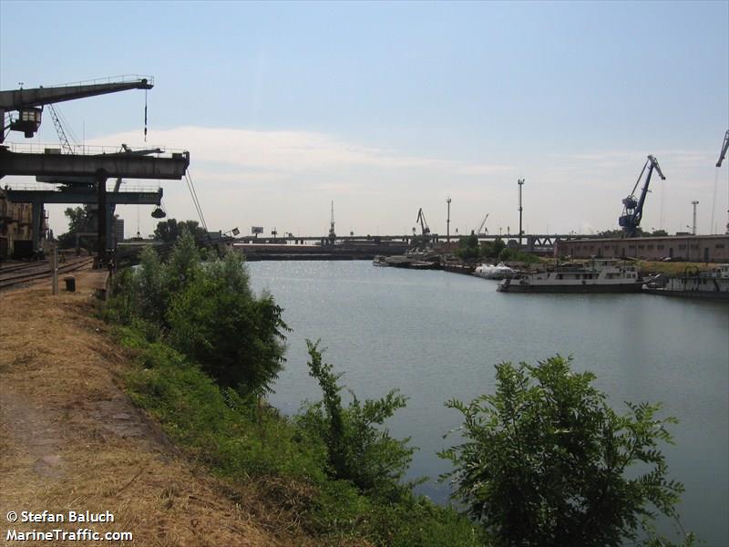 pristav bratislava (Unknown) - IMO , MMSI 267010083 under the flag of Slovakia