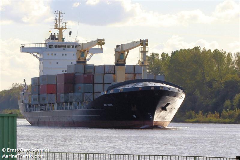 jsp bora (Container Ship) - IMO 9390472, MMSI 305079000, Call Sign V2CQ4 under the flag of Antigua & Barbuda