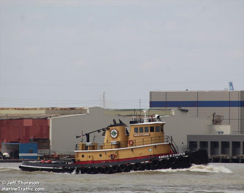 angus r cooper (Tug) - IMO , MMSI 366983110, Call Sign WCZ9214 under the flag of United States (USA)
