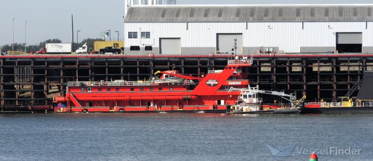 wallace mcgeorge (Dredger) - IMO 8757427, MMSI 367014440, Call Sign WDC3803 under the flag of United States (USA)