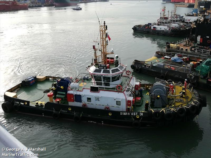 kst 31 (Tug) - IMO , MMSI 563068640, Call Sign 9V 8411 under the flag of Singapore