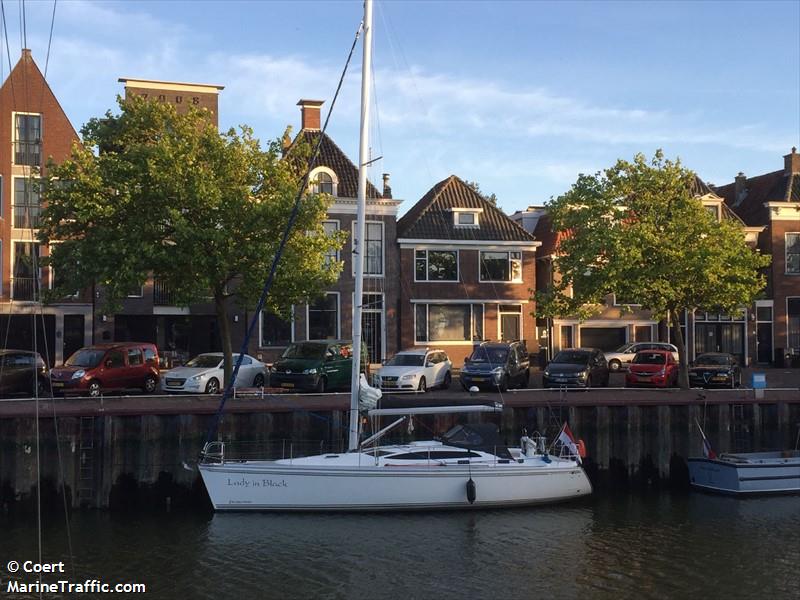 lady in black (Sailing vessel) - IMO , MMSI 244100754, Call Sign PC3732 under the flag of Netherlands