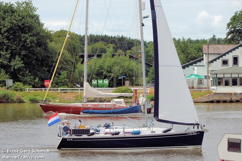 pea soup (Pleasure craft) - IMO , MMSI 244620371, Call Sign PF5068 under the flag of Netherlands