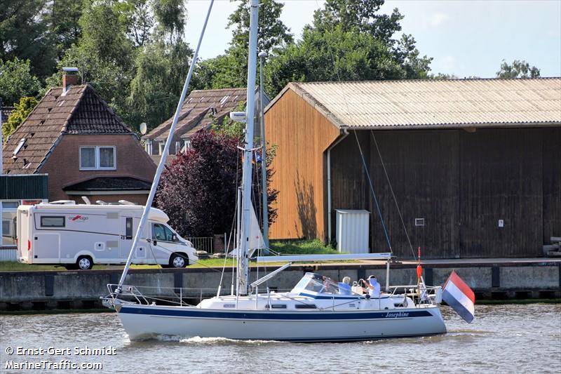 josephine (Sailing vessel) - IMO , MMSI 244870852, Call Sign PB9961 under the flag of Netherlands