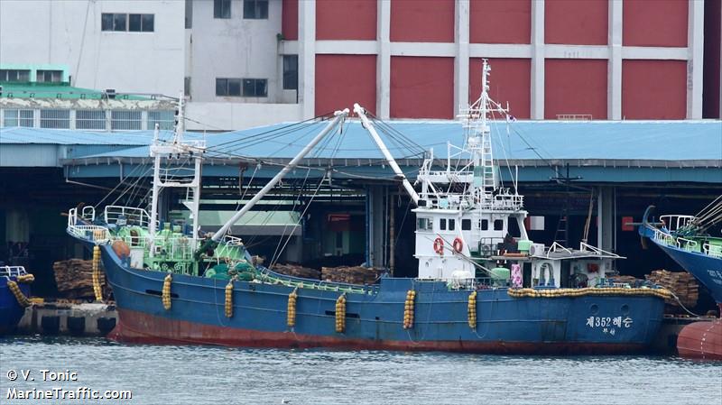 352 hae seung (Fishing vessel) - IMO , MMSI 440107550 under the flag of Korea