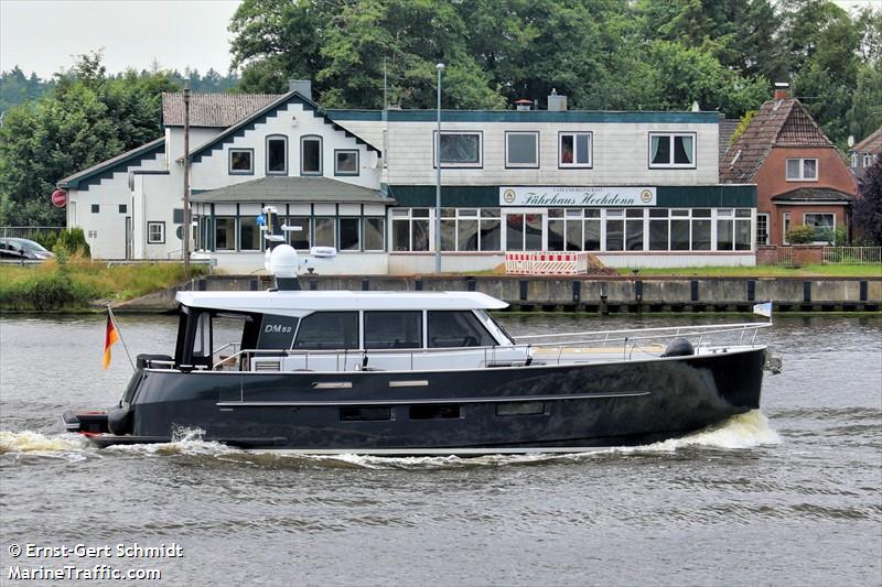 eony (Pleasure craft) - IMO , MMSI 211580830, Call Sign DK6882 under the flag of Germany