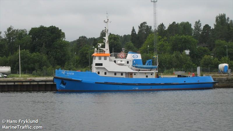 gibb (Tug) - IMO , MMSI 265558780, Call Sign SGLI under the flag of Sweden