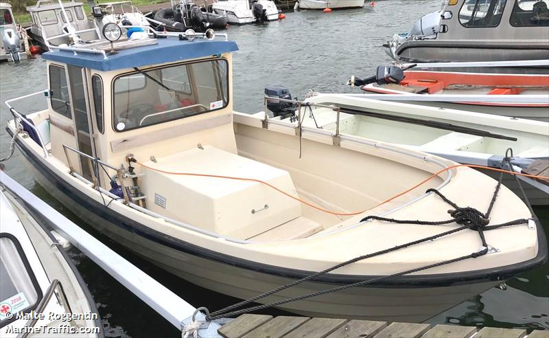bubben bla (Pleasure craft) - IMO , MMSI 265689590, Call Sign SE3367 under the flag of Sweden