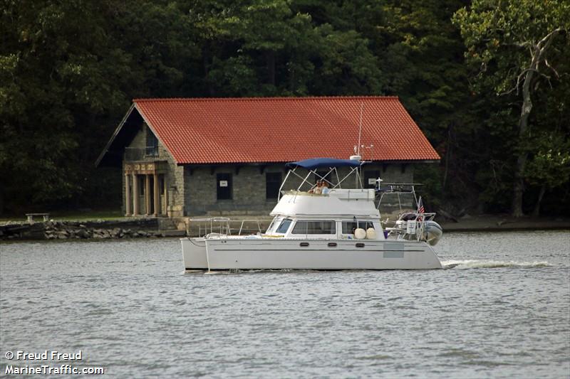 twin sisters (Pleasure craft) - IMO , MMSI 367693880, Call Sign WDI3977 under the flag of United States (USA)