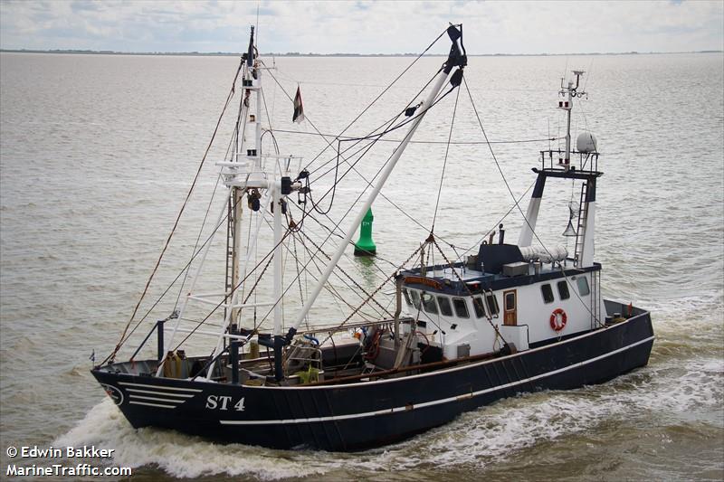 st04 (Pleasure craft) - IMO , MMSI 211703920, Call Sign DF7541 under the flag of Germany