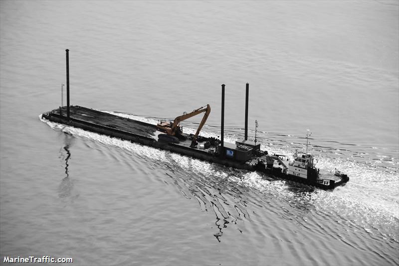 aarsleff barge 104 (-) - IMO , MMSI 219003121, Call Sign OU8288 under the flag of Denmark