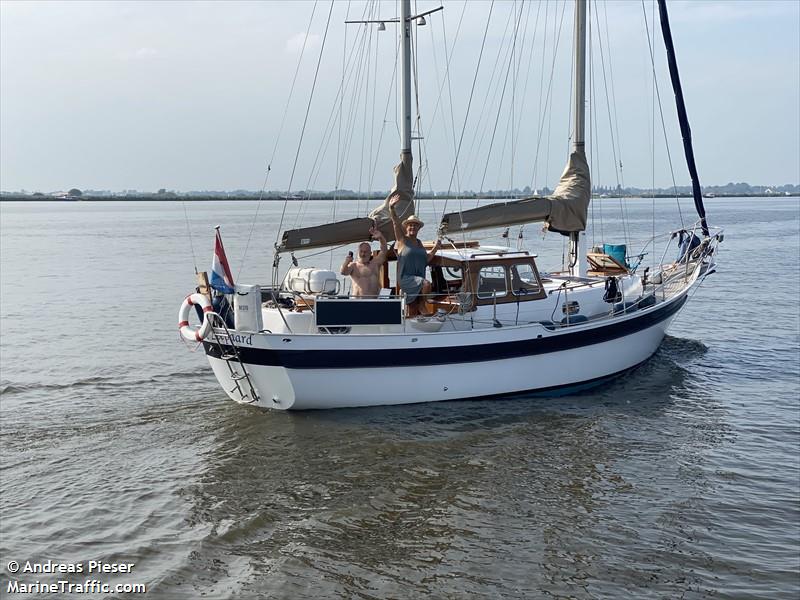 t zeepaard (Pleasure craft) - IMO , MMSI 244100972, Call Sign PG5807 under the flag of Netherlands