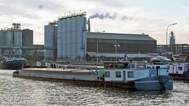 trucker (Other type) - IMO , MMSI 227638470, Call Sign FM3701 under the flag of France