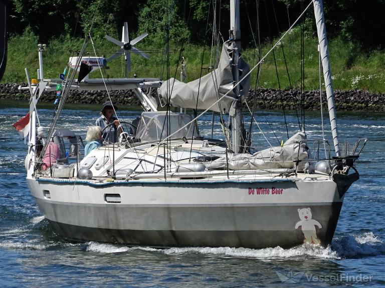 de witte beer (Sailing vessel) - IMO , MMSI 244391113, Call Sign PG7872 under the flag of Netherlands