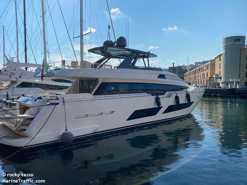 e3 (Pleasure craft) - IMO , MMSI 247360970, Call Sign IM9894 under the flag of Italy