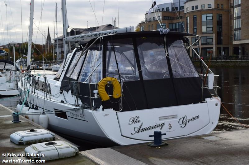 the amazing grace (Pleasure craft) - IMO , MMSI 250005829 under the flag of Ireland