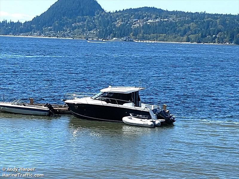aquila (Pleasure craft) - IMO , MMSI 316039251 under the flag of Canada