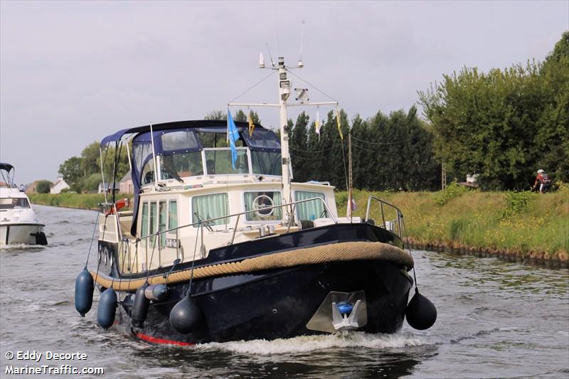 de-mi (Pleasure craft) - IMO , MMSI 205422810, Call Sign OR4228 under the flag of Belgium