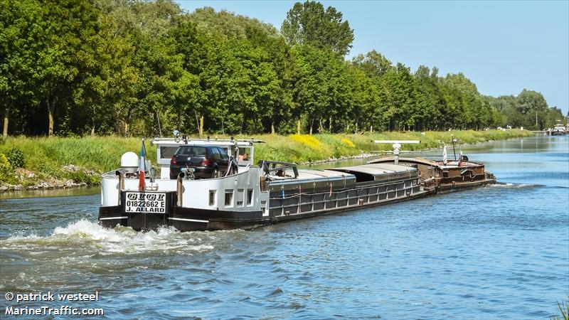 pradons (Other type) - IMO , MMSI 226000120, Call Sign FM4527 under the flag of France