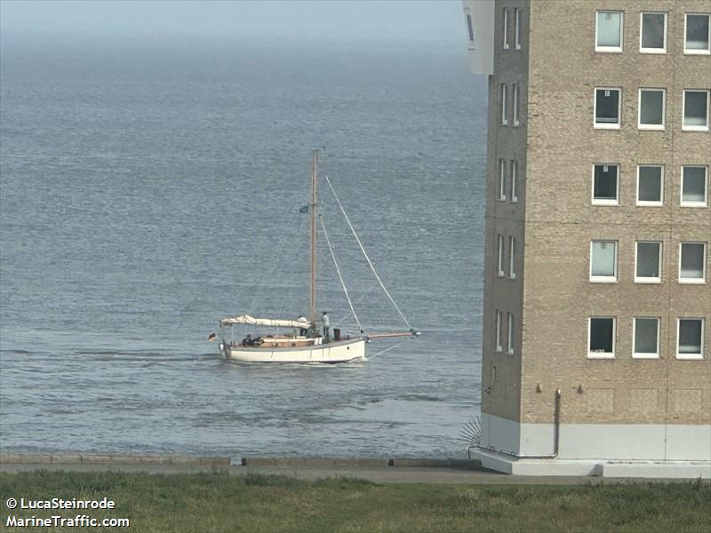 maree (Sailing vessel) - IMO , MMSI 235053416, Call Sign MQRP4 under the flag of United Kingdom (UK)