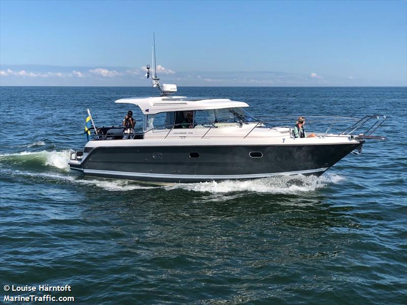 mollie (Pleasure craft) - IMO , MMSI 265711300, Call Sign SE3067 under the flag of Sweden