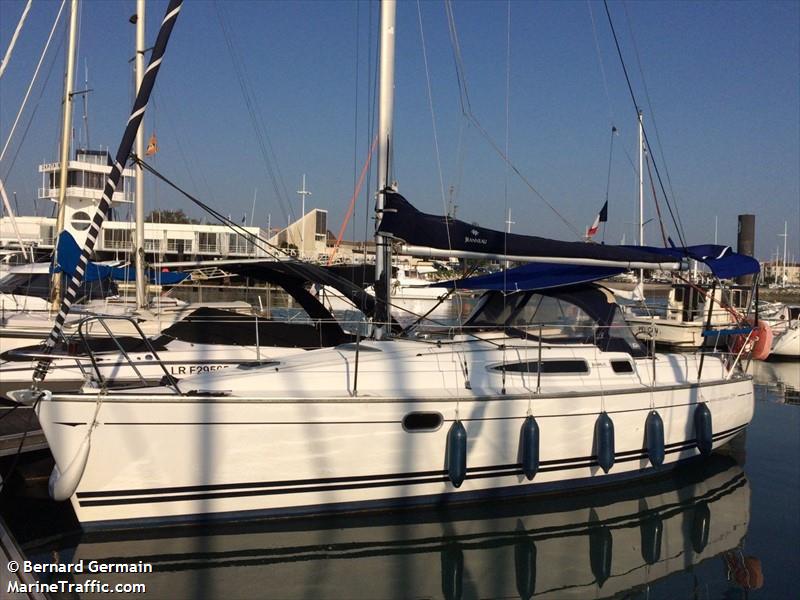 boma (Sailing vessel) - IMO , MMSI 227975680, Call Sign FAG8082 under the flag of France