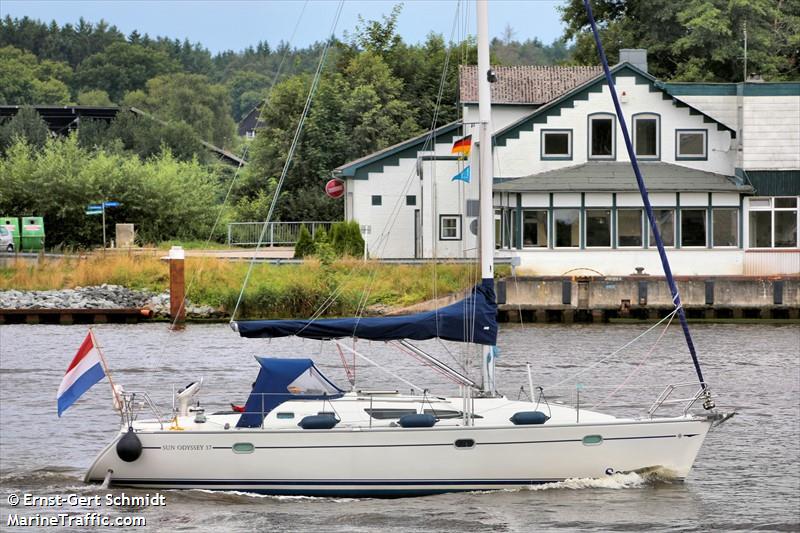 senang (Pleasure craft) - IMO , MMSI 244218992, Call Sign PE8635 under the flag of Netherlands
