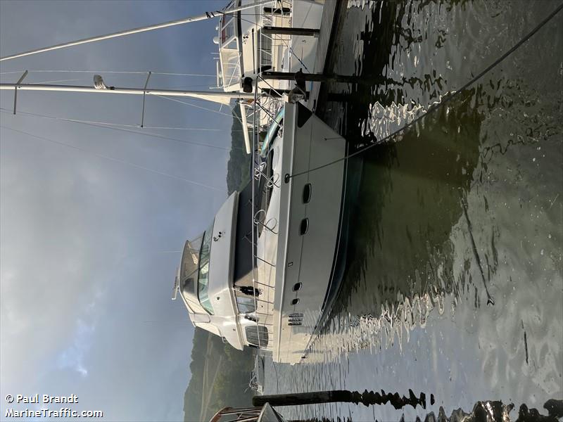 full circle (Pleasure craft) - IMO , MMSI 338334604 under the flag of USA