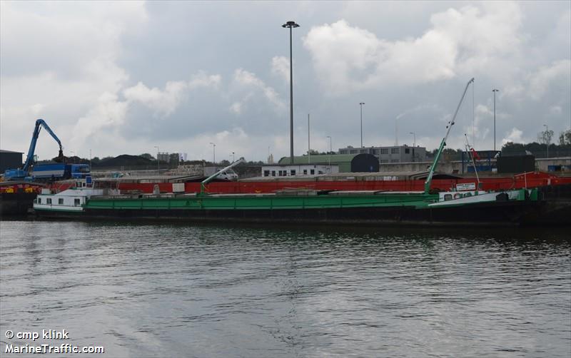 green-maritime (Dredging or UW ops) - IMO , MMSI 244830171, Call Sign PH3684 under the flag of Netherlands