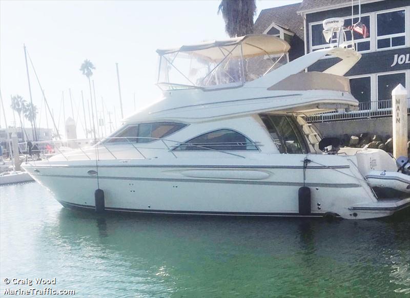 three sisters (Pleasure craft) - IMO , MMSI 338238205, Call Sign 1069280 under the flag of USA