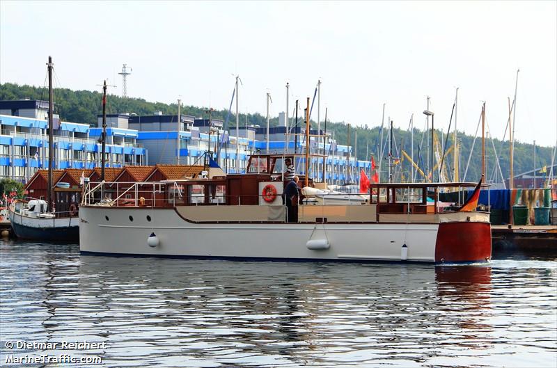 marlin (Pleasure craft) - IMO , MMSI 211498140, Call Sign DJQE under the flag of Germany