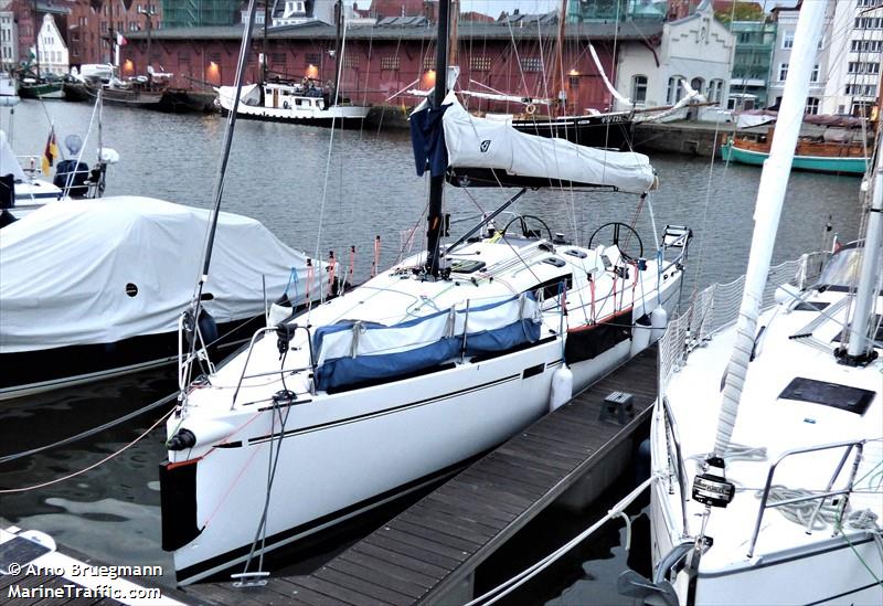 viima (Sailing vessel) - IMO , MMSI 211743360, Call Sign DF5689 under the flag of Germany
