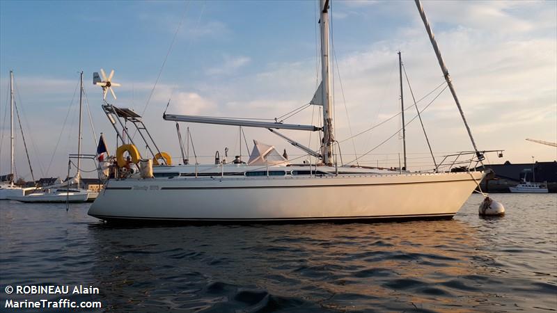 yalonyaler (Pleasure craft) - IMO , MMSI 227831310, Call Sign FAE9774 under the flag of France