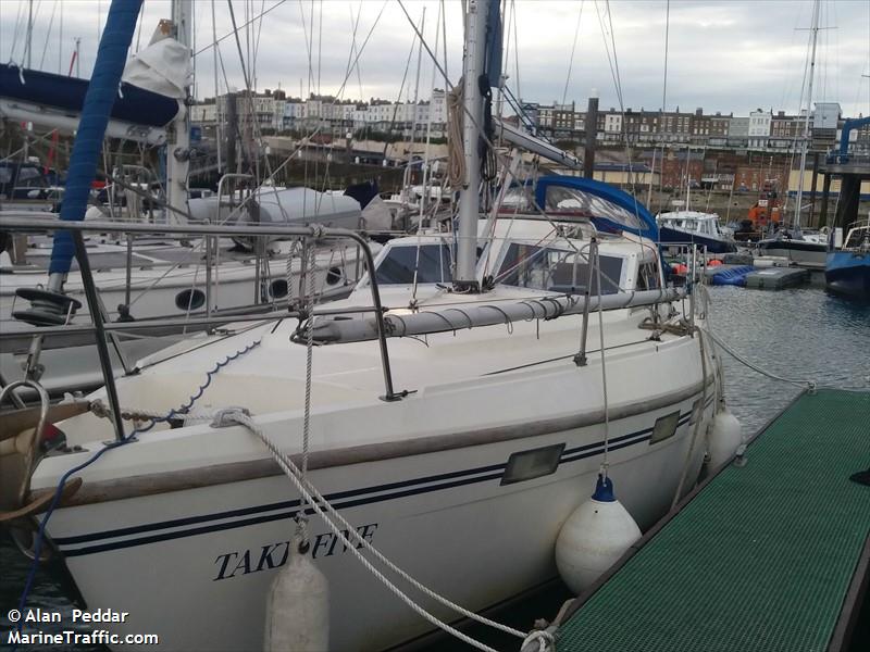 take five (Sailing vessel) - IMO , MMSI 232006866, Call Sign MASG6 under the flag of United Kingdom (UK)