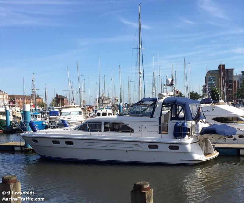 lady malvina (Pleasure craft) - IMO , MMSI 235005632, Call Sign ZINX5 under the flag of United Kingdom (UK)