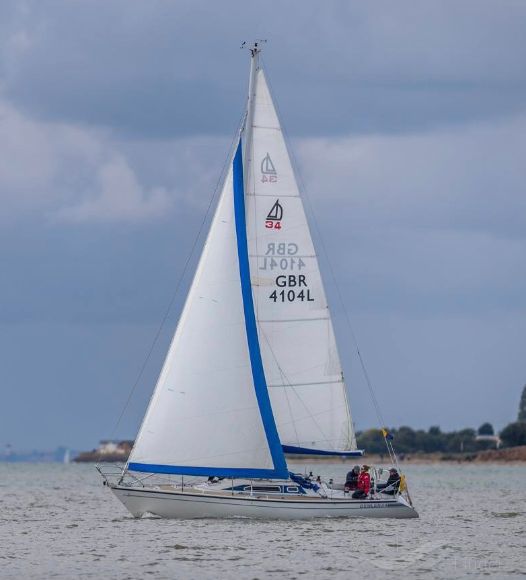 radiance (Sailing vessel) - IMO , MMSI 235007936, Call Sign VQEM3 under the flag of United Kingdom (UK)