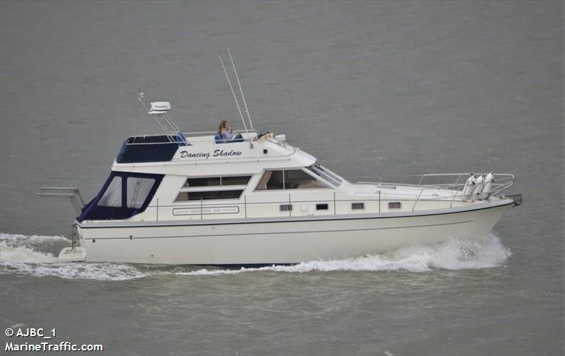 dancing shadow (Pleasure craft) - IMO , MMSI 235115922, Call Sign MRFE7 under the flag of United Kingdom (UK)