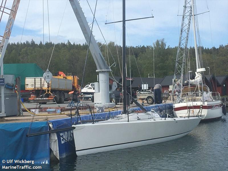 4b (Sailing vessel) - IMO , MMSI 265814610, Call Sign SF7680 under the flag of Sweden
