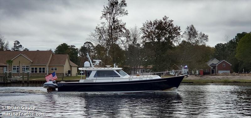 east by south (Pleasure craft) - IMO , MMSI 368112440 under the flag of United States (USA)