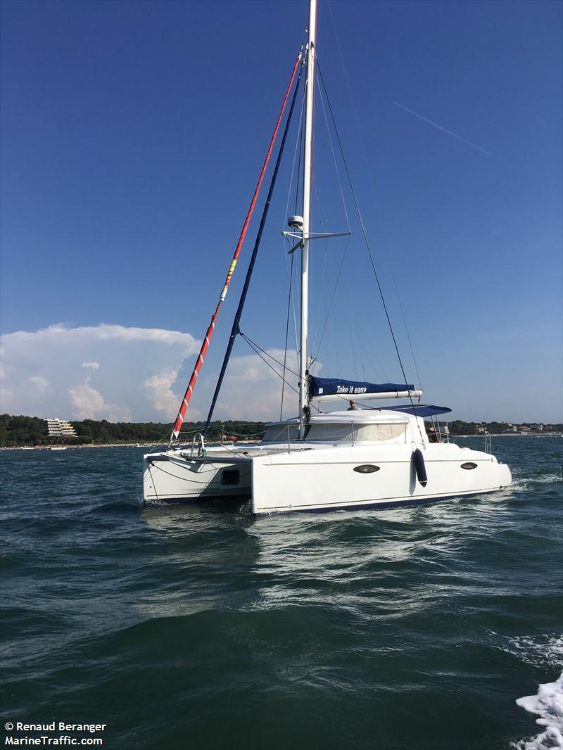 take it easy (Sailing vessel) - IMO , MMSI 227030750, Call Sign FGG5942 under the flag of France