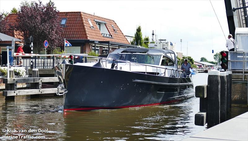 bravoure (Pleasure craft) - IMO , MMSI 244810020, Call Sign PF8270 under the flag of Netherlands