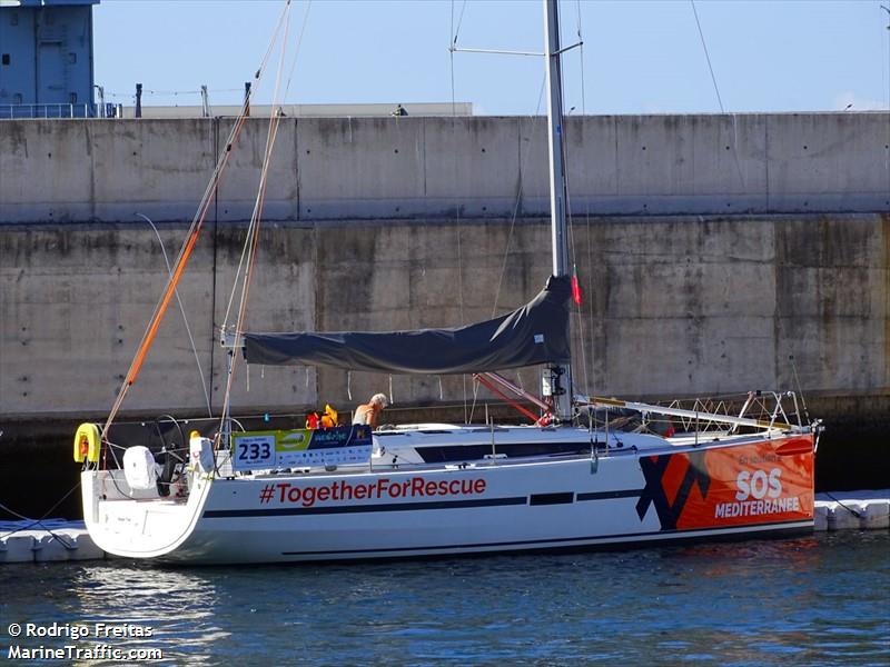 major tom (Sailing vessel) - IMO , MMSI 227202030, Call Sign FAB4236 under the flag of France