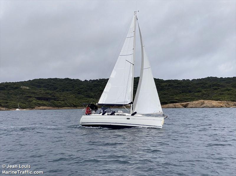 honeymoon fr (Sailing vessel) - IMO , MMSI 227697430 under the flag of France