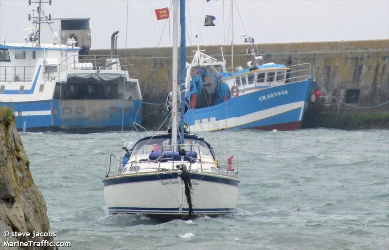 dawn chorus (Pleasure craft) - IMO , MMSI 235053055, Call Sign VQFB7 under the flag of United Kingdom (UK)