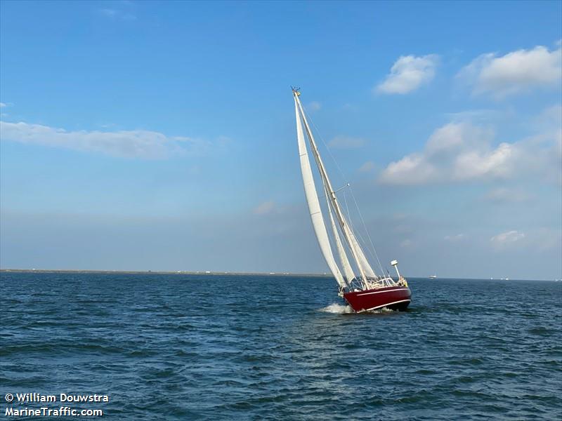 olive (Sailing vessel) - IMO , MMSI 244100167, Call Sign PE2707 under the flag of Netherlands